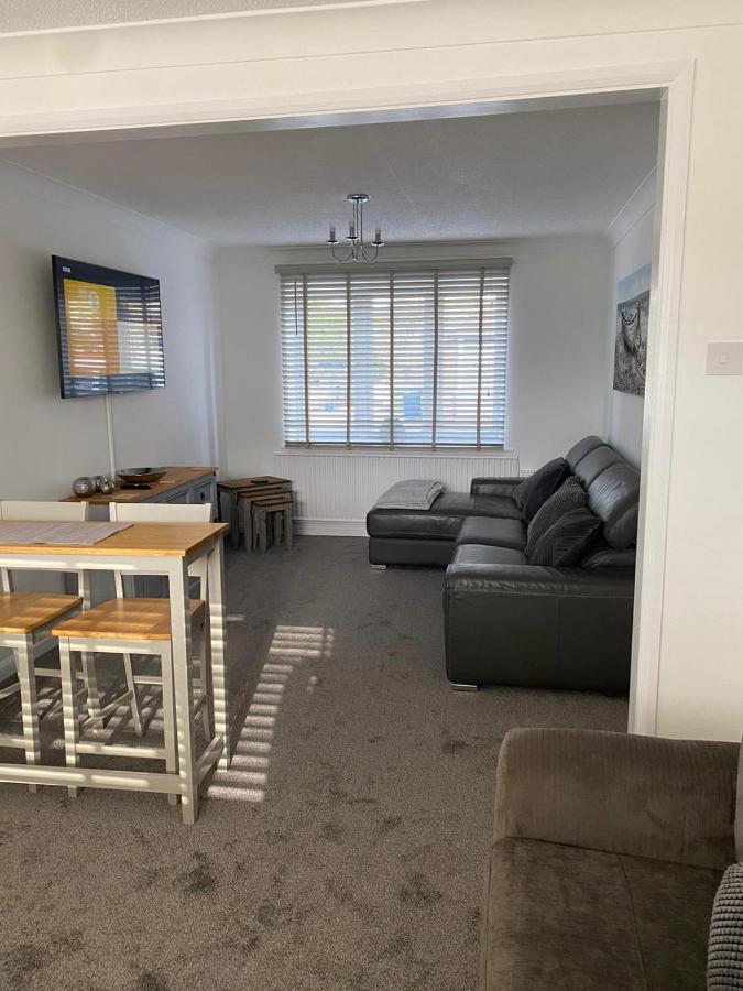 Riverside Park Ground Floor Apartment - St Neots Екстер'єр фото