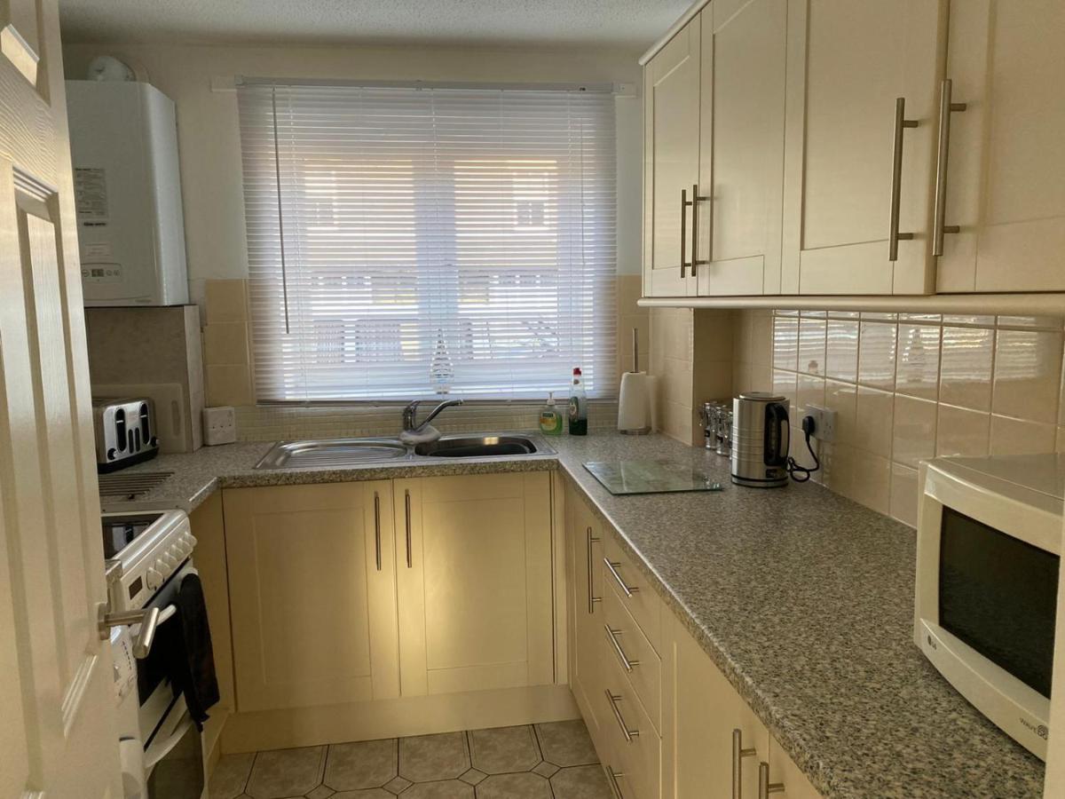 Riverside Park Ground Floor Apartment - St Neots Екстер'єр фото